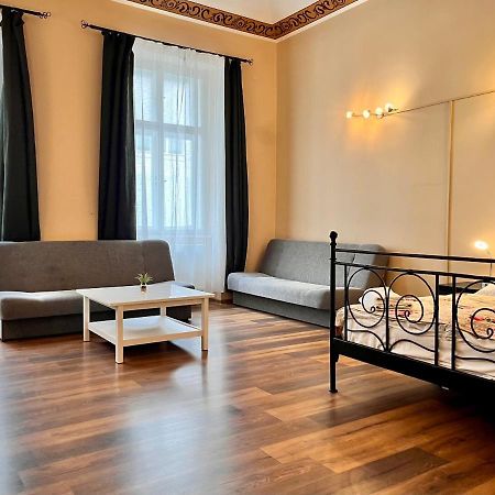 Casa Italia Aparthotel Praha Bagian luar foto