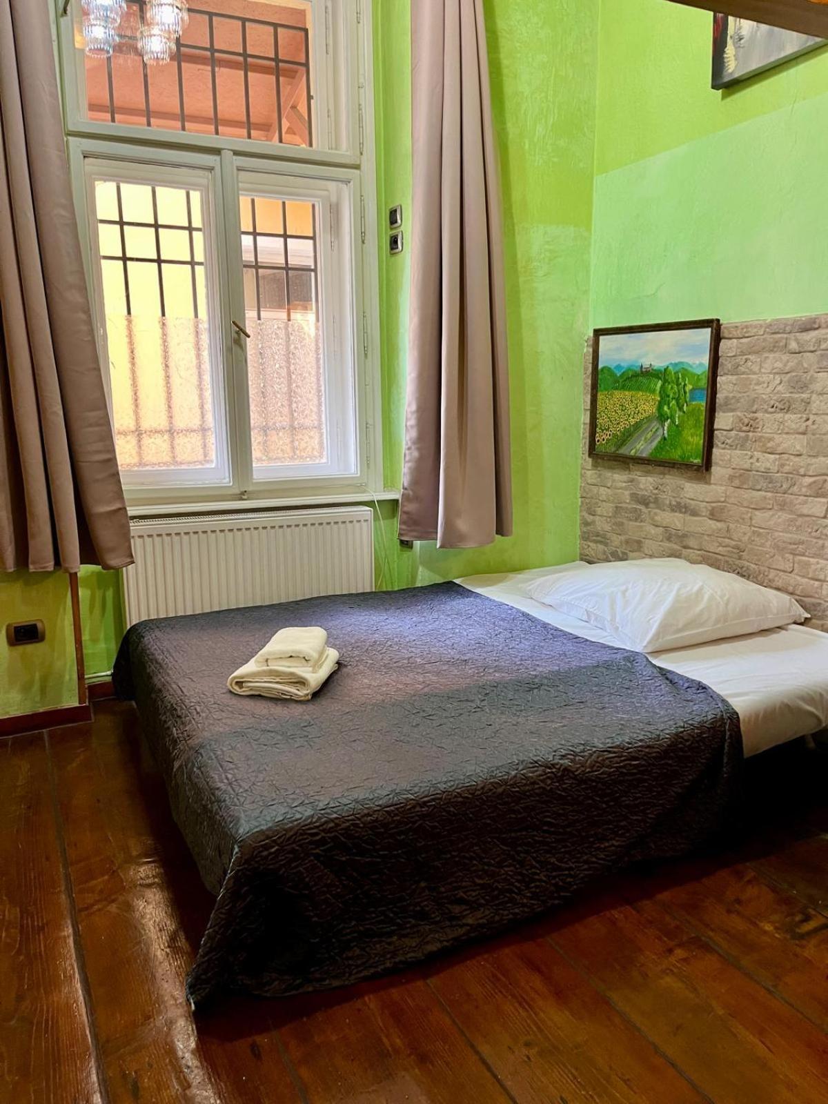 Casa Italia Aparthotel Praha Bagian luar foto